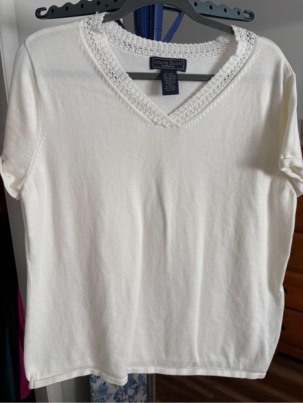 Laura Scott Cream V-Neck Short Sleeve Top with Crochet Trim